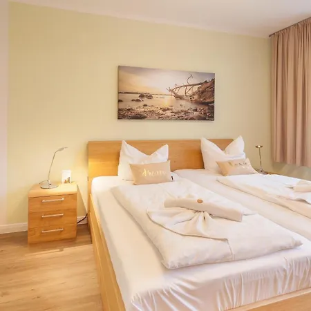 Ostseebad, Sellin, Ruegen, Villa Odin